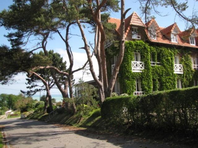 Hotel De La Terrasse ヴァランジュヴィル・シュル・メール エクステリア 写真